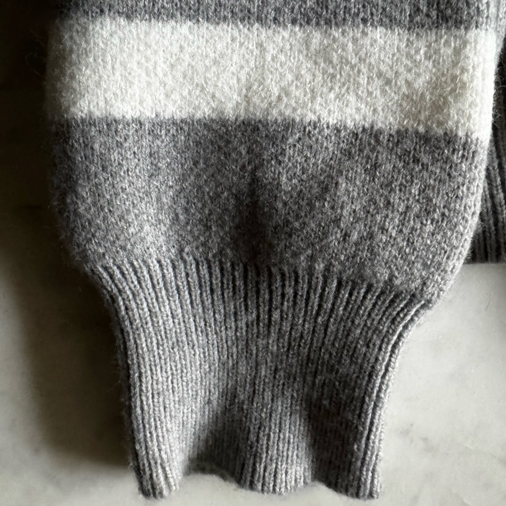 LOEWE
Anagram Cashmere & Cotton Sweater - Picture 6 of 10